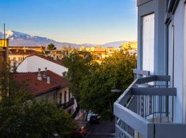 Hôtel Aragon - Centre ville gare，位于佩皮尼昂的酒店