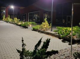 TORINO lounge svečių namai，位于马里扬泊列的酒店