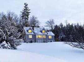 Campton White Mountains Retreat，位于Campton的酒店