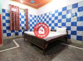 OYO 82207 Hotel Blue Moon，位于密拉特的酒店