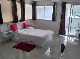 Hello Guyane (2), Suite Luxury, 5 étoiles，位于卡宴的酒店