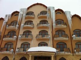 Hotel Cristalin，位于Vîrtop的酒店