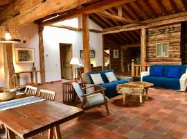 Casona de Saltus, espectacular casona en Sotosalbos,10min de Segovia，位于Sotosalbos的酒店