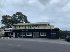 Muriwai Lodge，位于Muriwai Beach的酒店