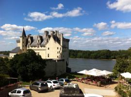 Logis Hôtel Le Bussy，位于蒙索罗的酒店