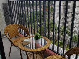 06- Austin Regency Taman Mount Austin Studio 4-5pax