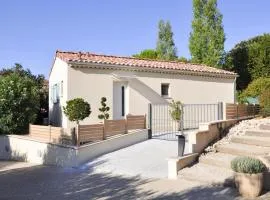 holiday home, Arpaillargues-et-Aureillac