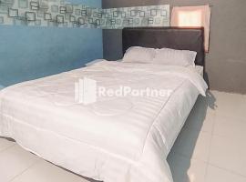 M Ali Homestay Batu Licin RedPartner，位于Pematangdurian的酒店