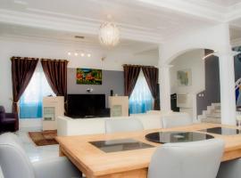 Villa luxueuse - Odza - Yaoundé，位于雅温得的酒店