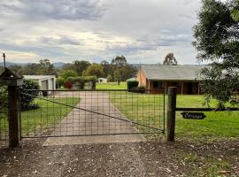 Carinya Cottage Hunter Valley - Nature retreat，位于Aberdare的酒店