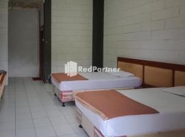 Kampung Resort Pertiwi RedPartner，位于Tagalbato的酒店