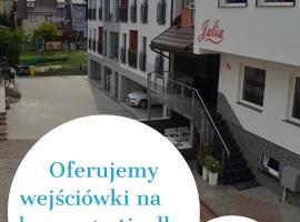 Apartamenty Julia APARTAMENTY OZONOWANE，位于尤斯托尼莫斯基的酒店