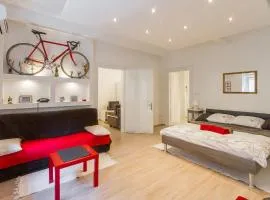 红色自行车公寓