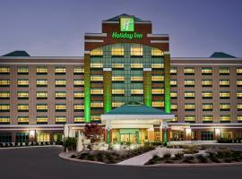 Holiday Inn & Suites Oakville at Bronte by IHG，位于奥克维尔的酒店
