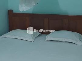 Fadhil Guest House Bukit Lawang RedPartner，位于武吉拉旺的酒店