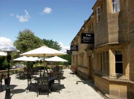 Hollies Hotel，位于马托克的酒店