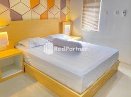 Homestay Syariah Callista Bantaeng Mitra RedDoorz，位于Bombong的酒店