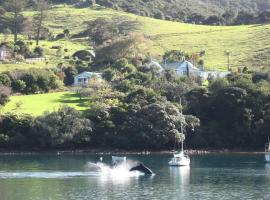 Glenfern Sanctuary，位于Port Fitzroy的山林小屋