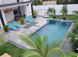 Magnifique villa climatisée avec piscine à Warang - Villa Keur Damel et Linguère，位于Ouoran的乡村别墅