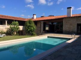 Hotel Rural Alves - BRAGA - Casa Alves de Torneiros，位于Penso的酒店