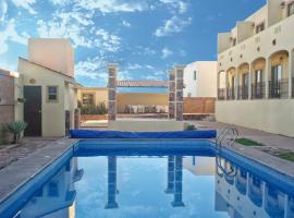 Garimar Condominios en San Carlos，位于圣卡洛斯的酒店