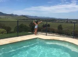 Kia Ora Lookout Retreat