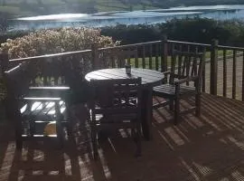 SHALOM - IN THE HEART OF THE LAKES