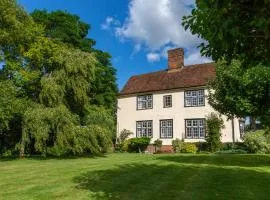 Pounce Hall -Stunning historic home in rural Essex