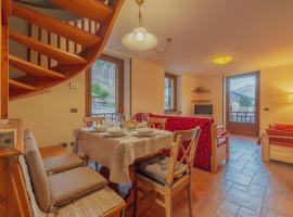 CHALET PONTAL 5 - Relax e vista sulle montagne - COUR 0145，位于Entrèves的酒店