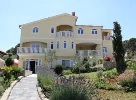 Apartments Villa Lora