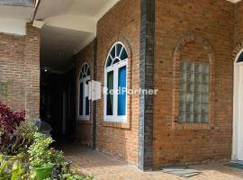 Friendjoss Homestay Laugumba RedPartner，位于不拉士打宜的酒店