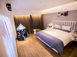 银座精宿酒店（济南莱芜旅发印象城凤城西大街店），位于莱芜的酒店