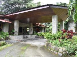 CRATER VALLEY BOUTIQUE，位于Llano Grande的酒店