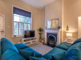 Choristers Mews: Luxury cottage a stones throw from the Cathedral!，位于Lincolnshire的酒店