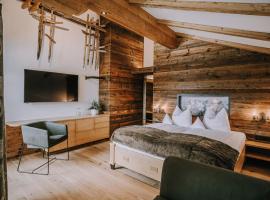 阿尔卑斯多纳赫酒店，位于奥伯斯特多夫的带热水浴缸的酒店