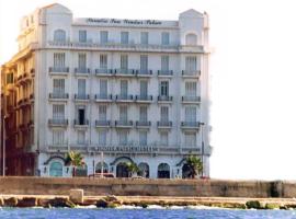Windsor Palace Luxury Heritage Hotel Since 1906 by Paradise Inn Group，位于亚历山大Italian Consulate in Alexandria附近的酒店