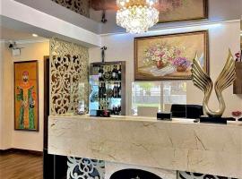 Hotel King David Bakuriani，位于巴库里阿尼的带停车场的酒店