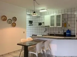 Apartamento Pé na Areia e águas tranquilas no centro de Guarapari