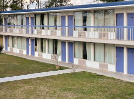 Motel 6 Marianna, FL，位于玛丽安娜的酒店