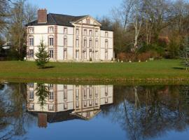 Chambre Le Notre Le Domaine Des Jardins De Bracquetuit，位于Bracquetuit的酒店