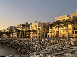 Address Beach Residence Fujairah，位于Sharm的酒店