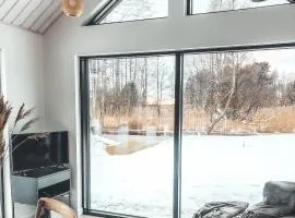 Pärli puhkemaja / Pearl riverside house