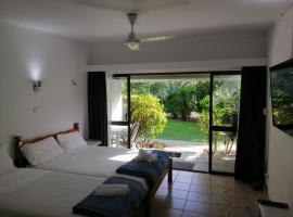 Magnetic Island Resort, Sleeps 3, Free WIFI，位于耐莉湾的别墅