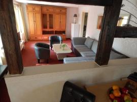 Schloss Zingst Haus 1 Apartment 2，位于Zingst的酒店