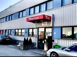 Pension Messe，位于费尔德基兴的酒店