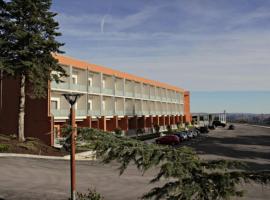 Palace Hotel & SPA Termas de S. Miguel，位于福尔努什迪阿尔戈德里什的酒店