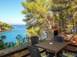 Holiday Home Neli - ISO305 by Interhome