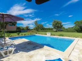 Holiday Home Ana Lucija by Interhome