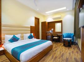 Hotel Aura Grand By Levelup Hotels，位于阿姆利则的酒店
