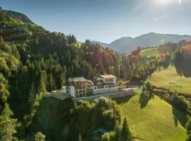 罗尔莫泽施洛斯旅馆